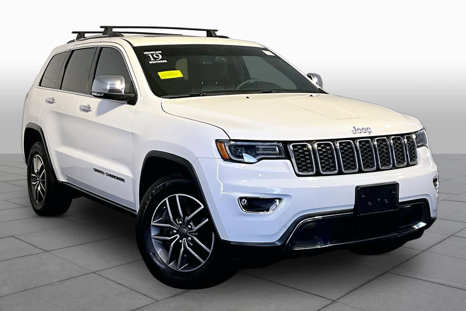 Used 2019 Jeep Grand Cherokee Limited w/ Luxury Group II AWD/4WD image 3