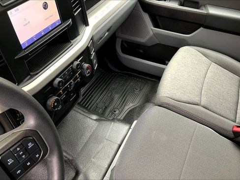 Used 2024 Ford F250 XL w/ FX4 Off-Road Package image 17