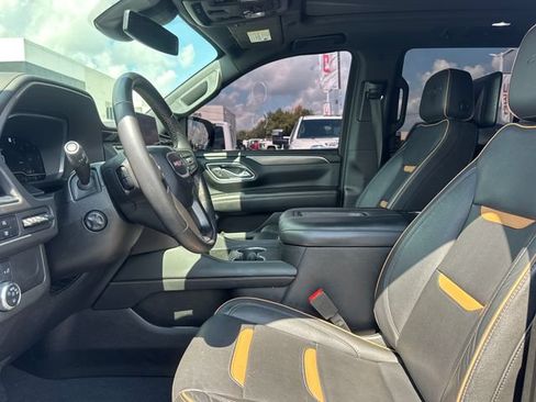 Used 2023 GMC Yukon AT4 w/ Technology Package AWD/4WD image 13