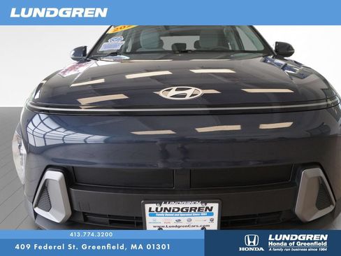 Used 2025 Hyundai Kona SEL AWD/4WD image 35