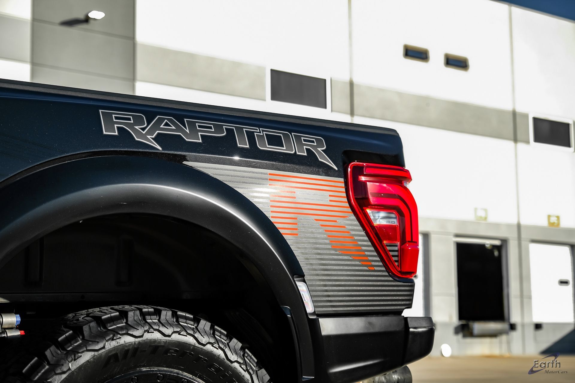 Used 2025 Ford F150 Raptor w/ Equipment Group 803A Raptor R AWD/4WD image 30