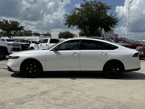 Used 2024 Honda Accord Sport image 8