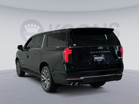 New 2026 Chevrolet Suburban High Country image 14