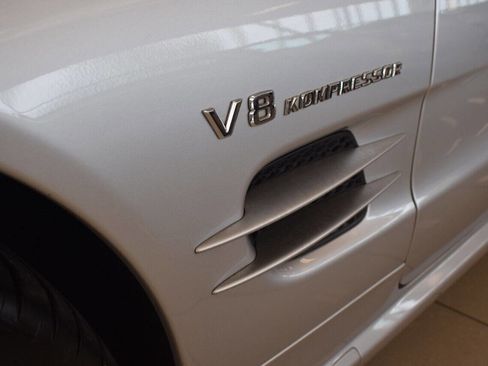 Used 2004 Mercedes-Benz SL 55 AMG image 12