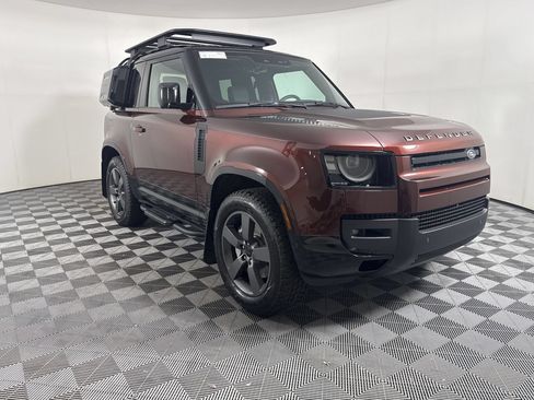 New 2026 Land Rover Defender 90 X-Dynamic SE AWD/4WD image 7