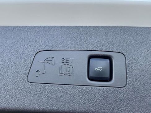 Certified 2022 Lincoln Corsair AWD w/ Premium Package image 7