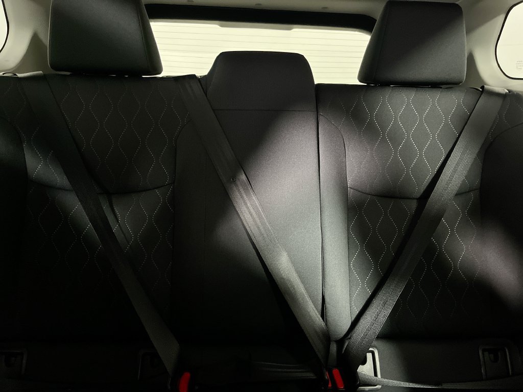 New 2026 Toyota Corolla Cross LE w/ Moonroof Package FWD image 31