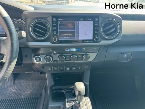 Used 2023 Toyota Tacoma TRD Off-Road w/ Technology Package AWD/4WD image 20