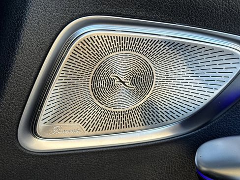 New 2025 Mercedes-Benz C 300 4MATIC Sedan image 21