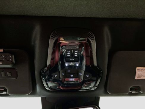 Used 2023 Alfa Romeo Stelvio Sprint AWD/4WD image 19