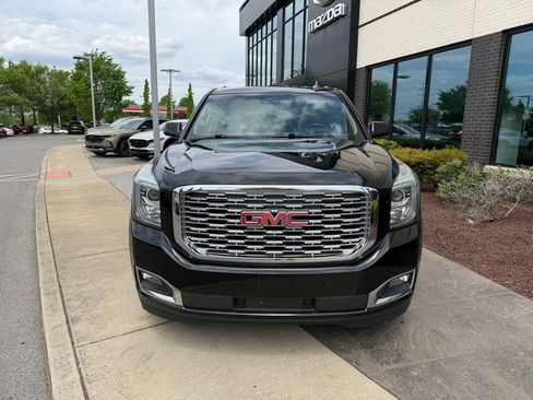 Used 2019 GMC Yukon XL Denali w/ Denali Ultimate Package image 8