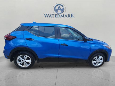 Used 2025 Nissan Kicks Play S FWD image 6
