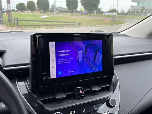 Used 2023 Toyota Corolla LE FWD image 20