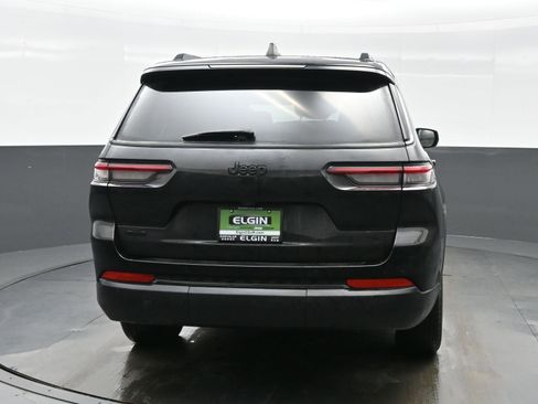 Used 2024 Jeep Grand Cherokee L Laredo image 5