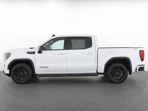 Used 2022 GMC Sierra 1500 Elevation w/ LPO, Elevation Black Package AWD/4WD image 8