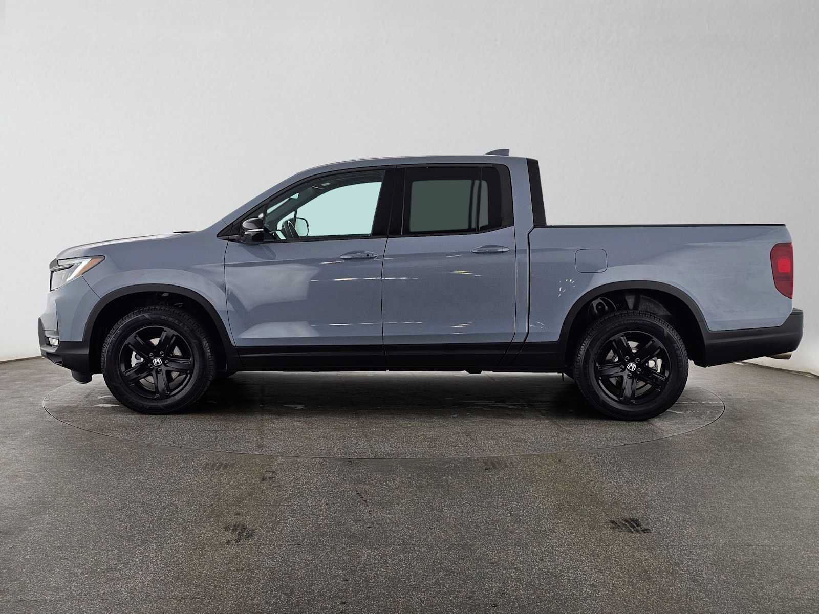 Used 2023 Honda Ridgeline Black Edition image 6