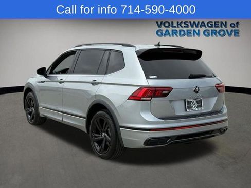 Used 2023 Volkswagen Tiguan SE R-Line FWD image 5