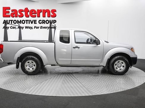 Used 2019 Nissan Frontier S image 4