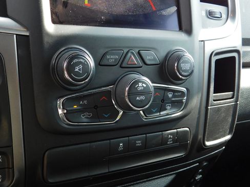 Used 2022 RAM 1500 Warlock w/ Electronics Group AWD/4WD image 16