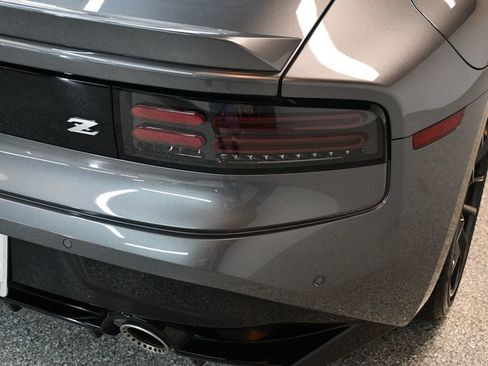 Used 2024 Nissan Z Performance w/ Floor Mat Package RWD image 16