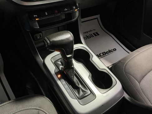 Used 2021 Chevrolet Colorado LT w/ Fleet Safety Package image 23