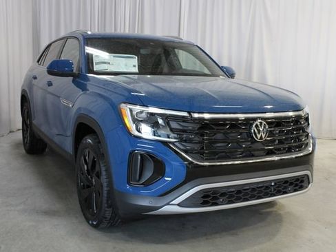 New 2026 Volkswagen Atlas Cross Sport SE AWD/4WD image 36