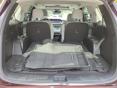 Used 2024 Hyundai Palisade SEL w/ Premium Package FWD image 6