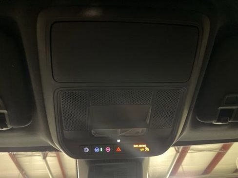 Used 2025 Chevrolet Equinox LT image 24