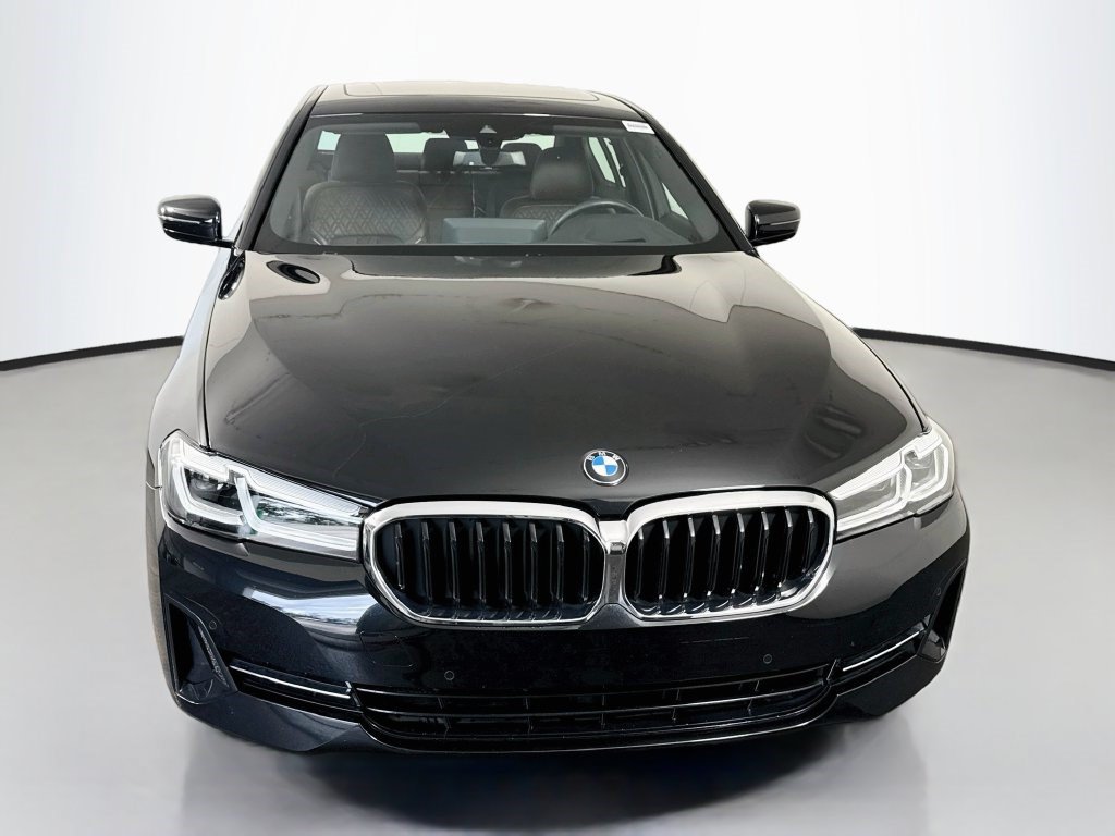 Used 2023 BMW 530i xDrive w/ Premium Package AWD/4WD image 2