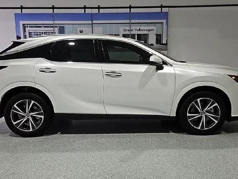 Used 2025 Lexus RX 350h w/ Accessory Package AWD/4WD image 9