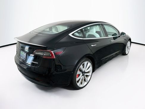 Used 2018 Tesla Model 3 Performance AWD/4WD image 9