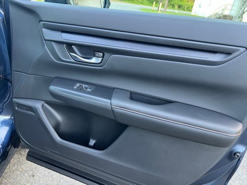 Used 2026 Honda CR-V Sport image 31