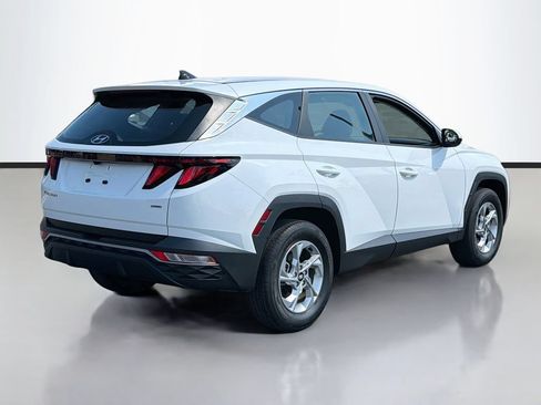 Used 2024 Hyundai Tucson SE AWD/4WD image 5