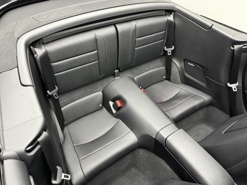 Used 2025 Porsche 911 Carrera image 30