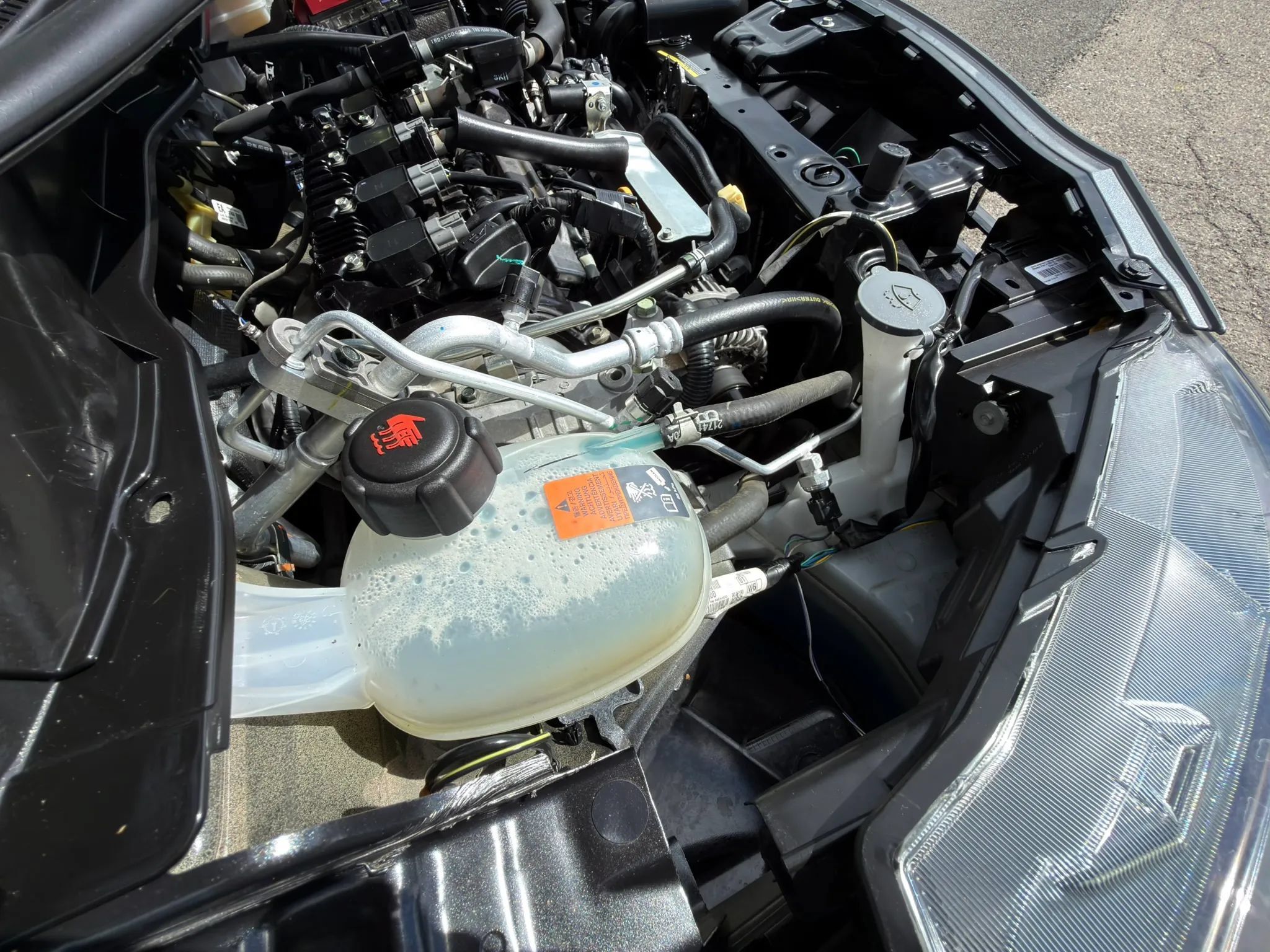 Used 2023 Nissan Versa SR w/ Trunk Package FWD image 4