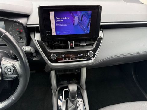 Certified 2024 Toyota Corolla Cross LE image 11