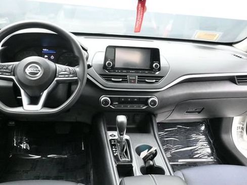 Used 2021 Nissan Altima 2.5 S FWD image 22