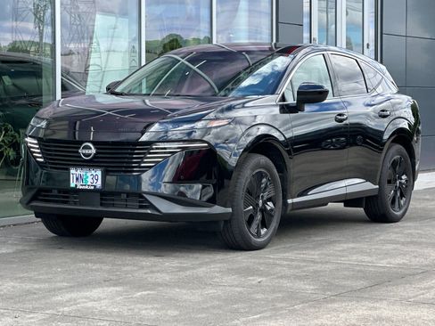 Used 2025 Nissan Murano SV AWD/4WD image 7