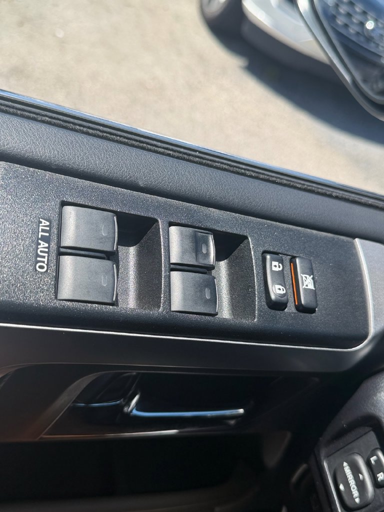 Used 2024 Toyota 4Runner Limited AWD/4WD image 37