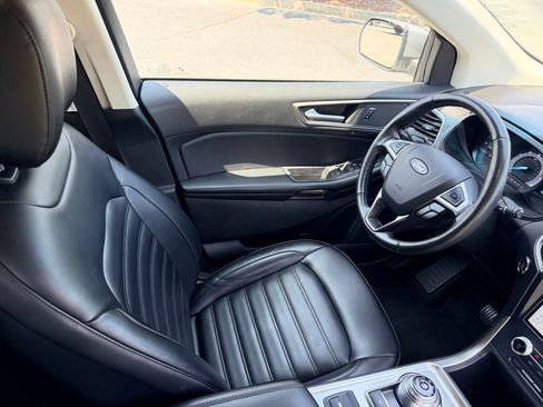 Used 2023 Ford Edge SEL AWD/4WD image 16