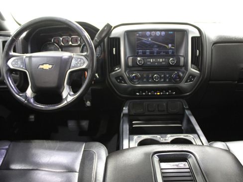 Used 2019 Chevrolet Silverado 2500 LTZ w/ Duramax Plus Package image 2