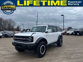 Used 2023 Ford Bronco Outer Banks w/ Sasquatch Package video 1