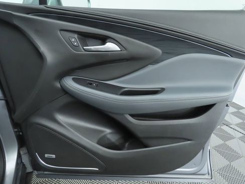 Used 2020 Buick Envision Premium image 26