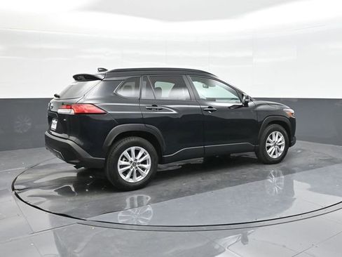 Certified 2025 Toyota Corolla Cross LE image 15