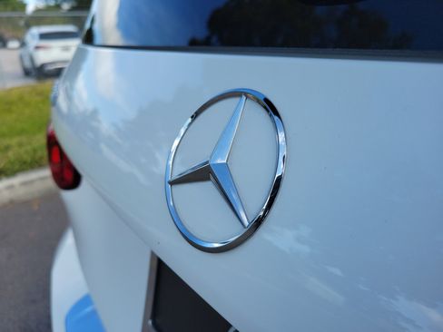 Certified 2025 Mercedes-Benz GLB 250 image 7