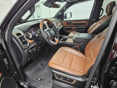 Used 2022 RAM 1500 Limited w/ Body Color Bumper Group image 11