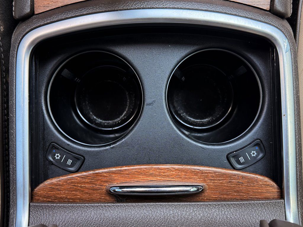 Used 2012 Chrysler 300 C Luxury Series w/ 19-Premium Speaker Group RWD image 24