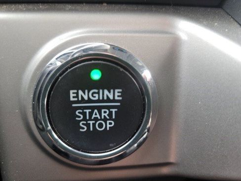 Used 2022 Ford F150 XLT w/ Equipment Group 302A High image 12