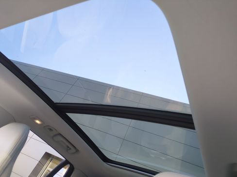 Used 2023 Volvo XC90 B5 Plus w/ Protection Package Premier image 16