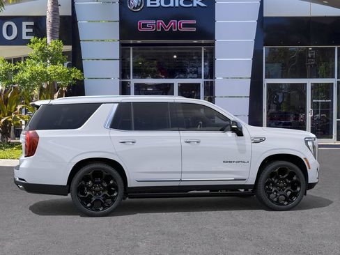 New 2026 GMC Yukon Denali w/ Denali Reserve Package AWD/4WD image 5